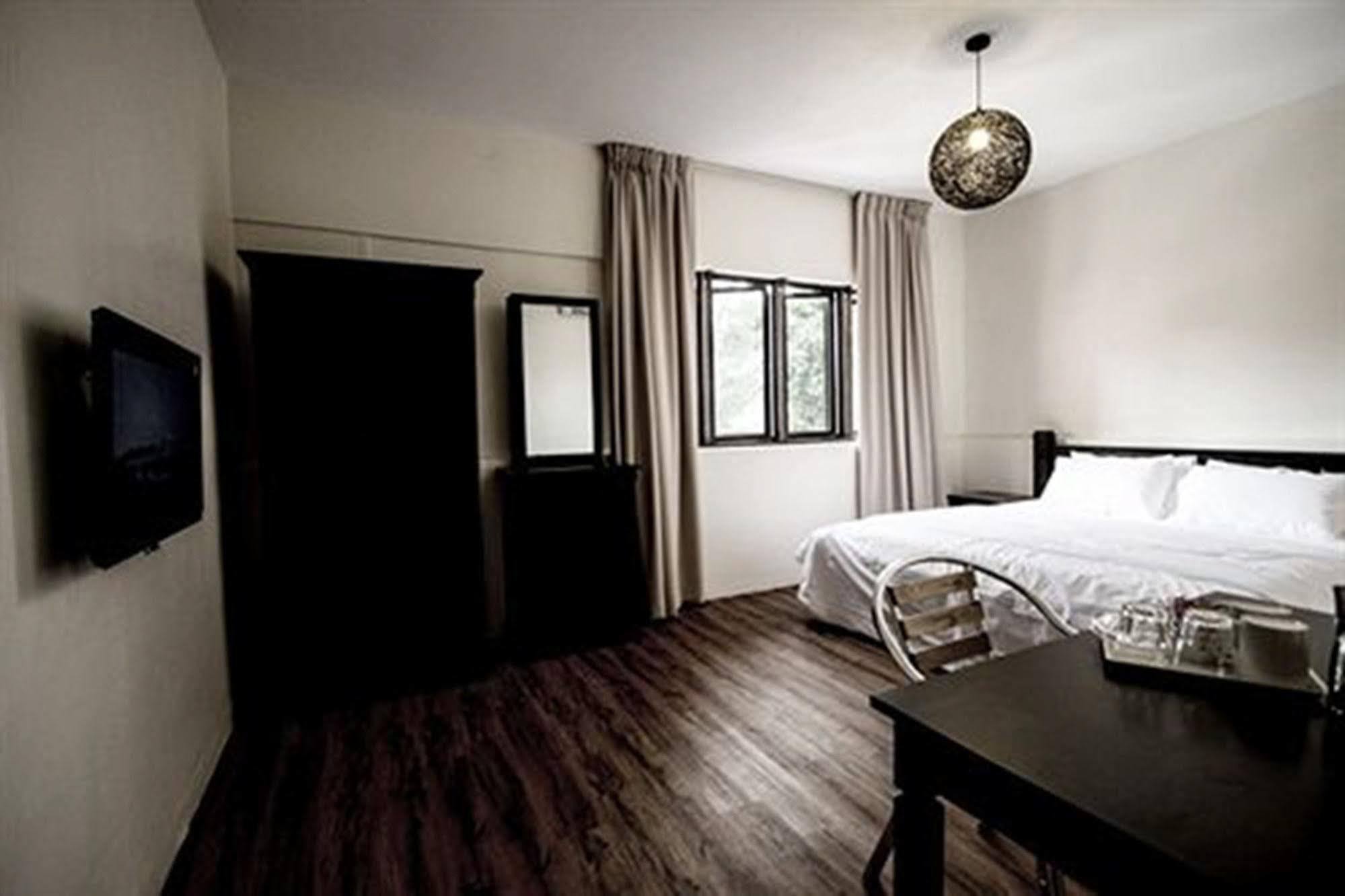 8 Boutique By The Sea Ξενοδοχείο Tanjung Tokong Εξωτερικό φωτογραφία